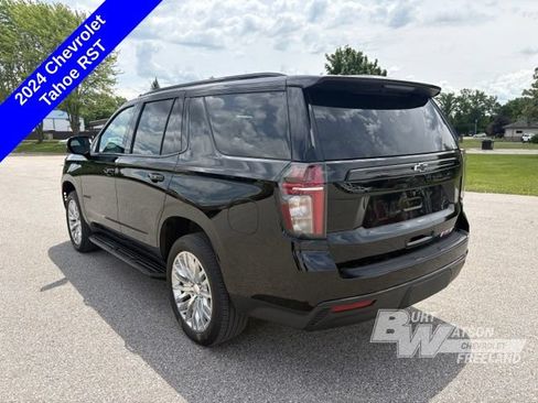 Used 2024 Chevrolet Tahoe RST w/ Luxury Package AWD/4WD image 4