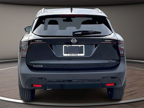 New 2026 Nissan Kicks SV w/ SV Premium Package image 4