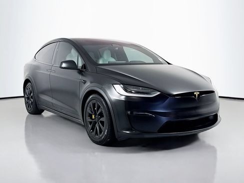 Used 2022 Tesla Model X Plaid AWD/4WD image 4