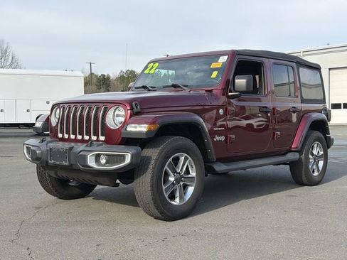 Used 2022 Jeep Wrangler Unlimited Sahara w/ Cold Weather Group image 10
