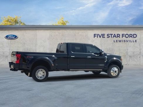 Used 2017 Ford F450 Platinum w/ Platinum Ultimate Package AWD/4WD image 8