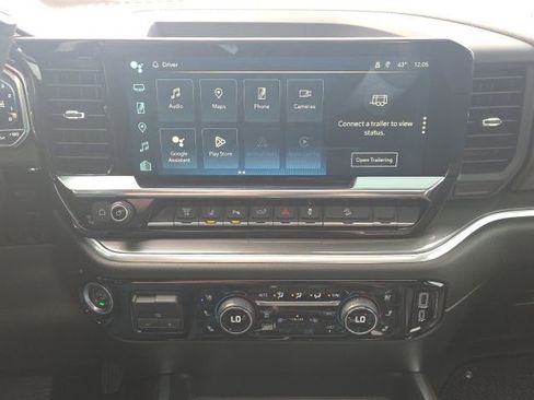 Used 2024 Chevrolet Silverado 3500 High Country w/ High Country Premium Package image 31