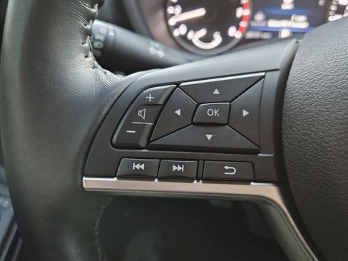 Used 2021 Nissan Sentra SV image 12