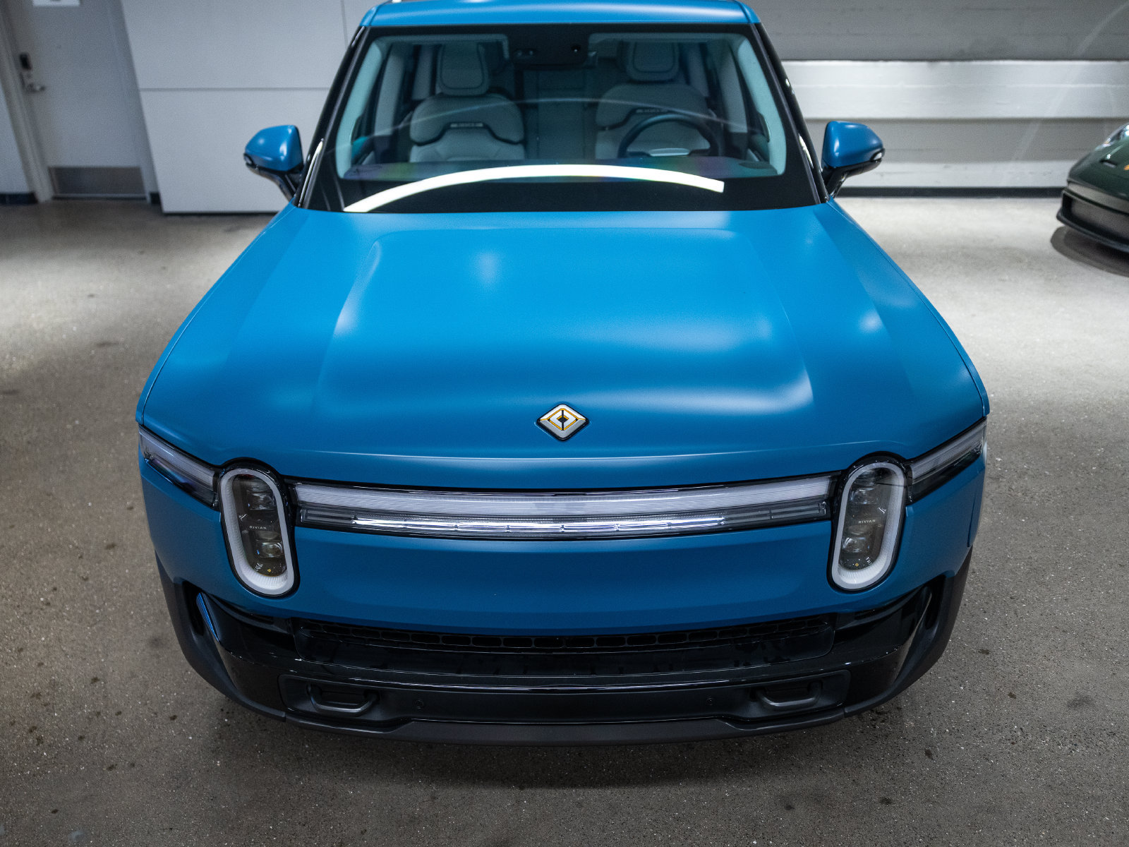 Used 2026 Rivian R1T Premium Quad AWD/4WD image 8