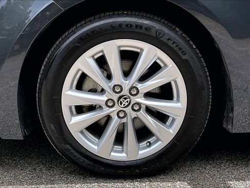 Used 2025 Toyota Corolla LE w/ LE Premium Package FWD image 35