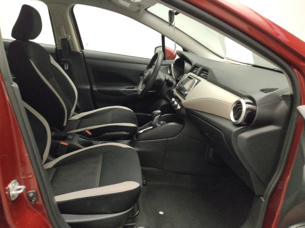 Used 2021 Nissan Versa SV FWD image 21