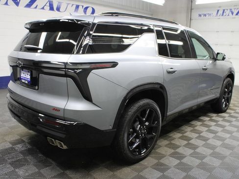 Used 2026 Chevrolet Traverse RS AWD/4WD image 6