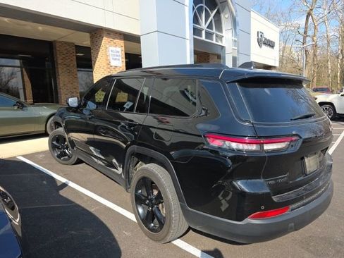 Used 2021 Jeep Grand Cherokee L Laredo image 6