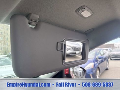 Used 2024 Hyundai Kona SEL AWD/4WD image 25