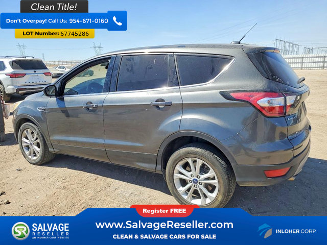 Used 2017 Ford Escape SE FWD image 3