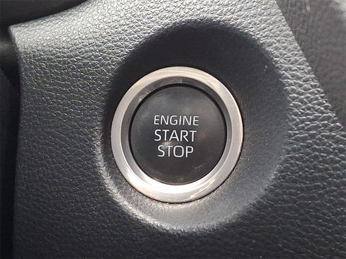 Certified 2023 Toyota Corolla Cross XLE w/ Convenience Package image 24