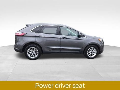 Certified 2022 Ford Edge SEL w/ Convenience Package AWD/4WD image 10
