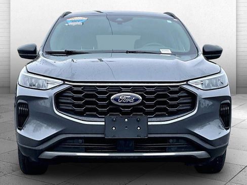 Used 2025 Ford Escape ST-Line image 2