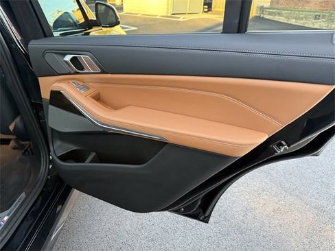 Certified 2023 BMW X7 xDrive40i w/ M Sport Package image 36