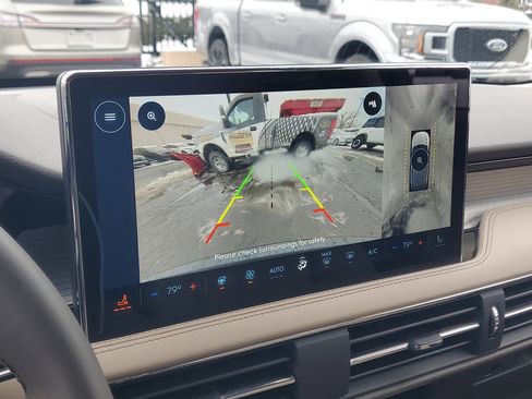 Certified 2024 Lincoln Corsair Premiere w/ Equipment Group 101A image 17