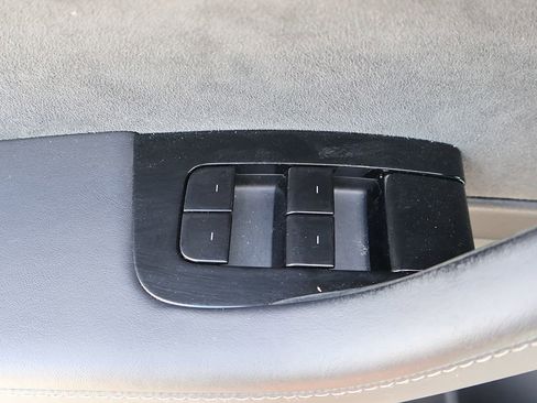 Used 2020 Tesla Model 3 Long Range image 38