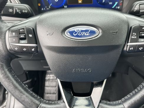 Used 2020 Ford Escape SE Sport image 21