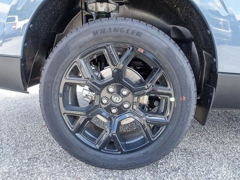 New 2025 Ford Maverick XLT w/ Equipment Group 301A AWD/4WD image 6