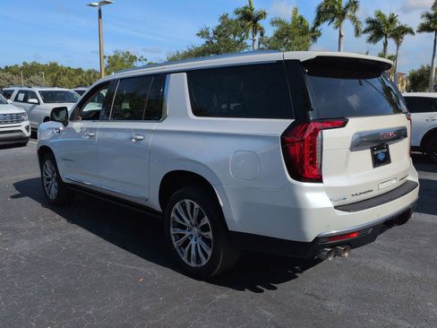 Used 2023 GMC Yukon XL Denali AWD/4WD image 6