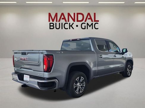 Used 2025 GMC Sierra 1500 SLT AWD/4WD image 5