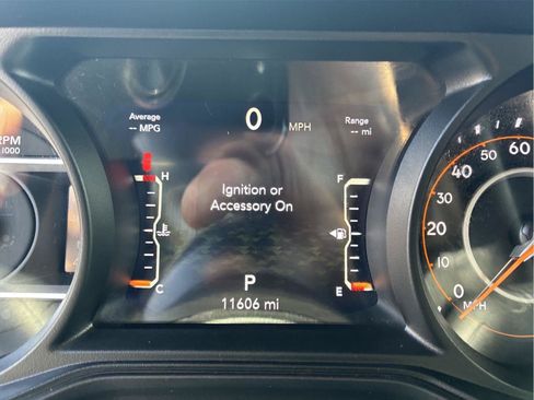 Used 2025 Jeep Wrangler Unlimited Sport AWD/4WD image 18