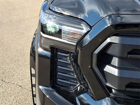 New 2026 Toyota Tacoma SR5 image 9