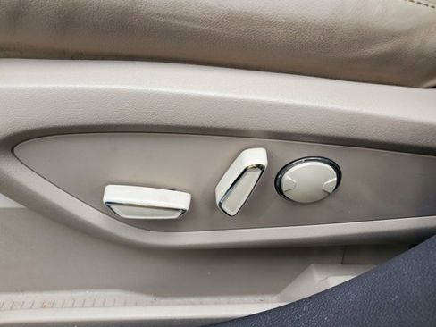 Used 2022 Lincoln Nautilus Reserve image 13