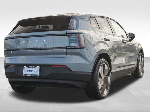 New 2026 Volvo EX30 Plus w/ Climate Package image 4