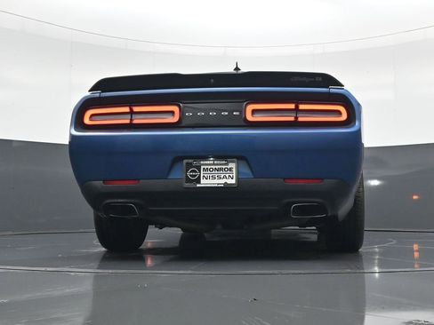 Used 2021 Dodge Challenger R/T w/ T/A Package image 15