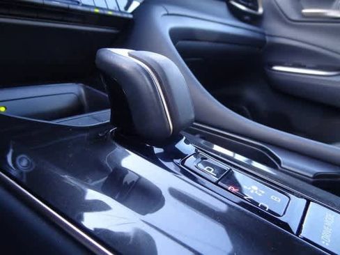 Used 2024 Toyota Crown XLE image 34