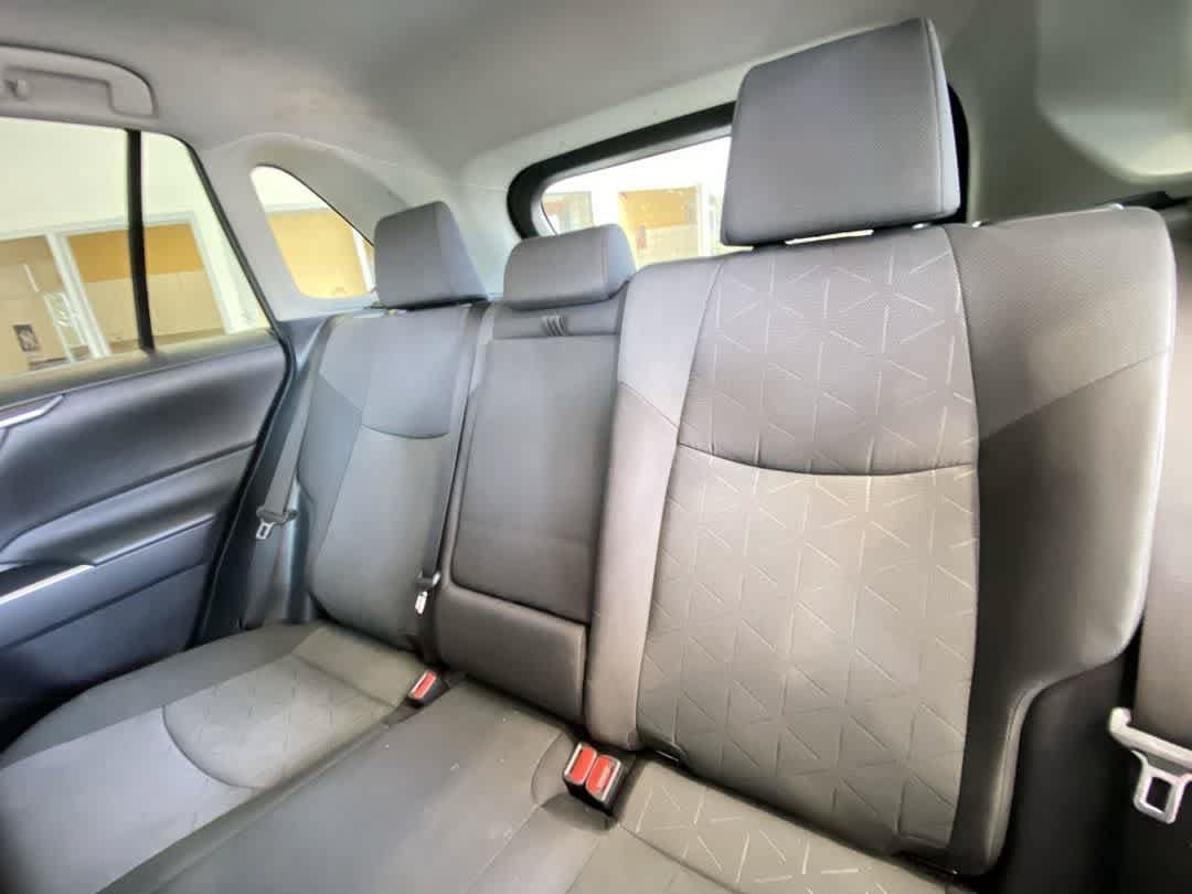 Used 2024 Toyota RAV4 XLE AWD/4WD image 24