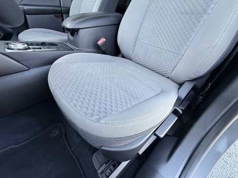 Used 2021 Ford Escape SE image 24