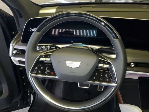 New 2027 Cadillac Vistiq Luxury AWD/4WD image 19
