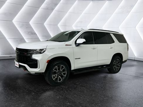 Used 2022 Chevrolet Tahoe Z71 image 3