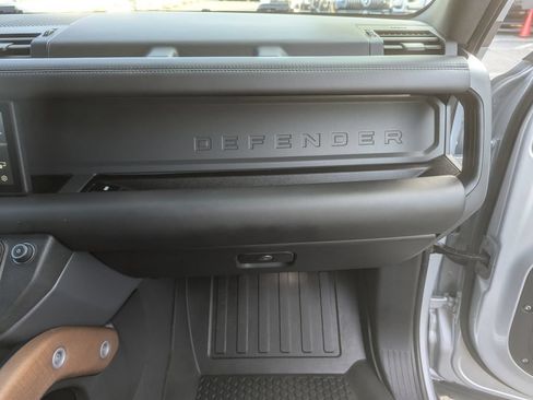Used 2020 Land Rover Defender 110 X AWD/4WD image 34