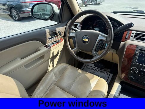 Used 2011 Chevrolet Suburban LT AWD/4WD image 10