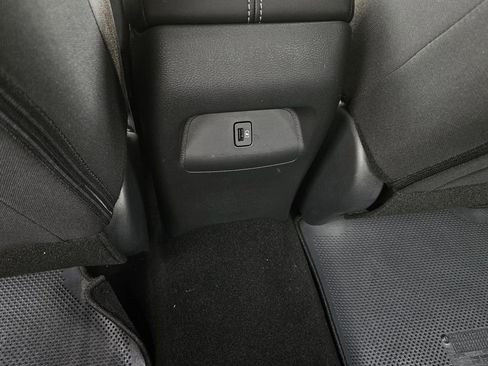 New 2025 Nissan Sentra SV w/ Trunk Package image 10