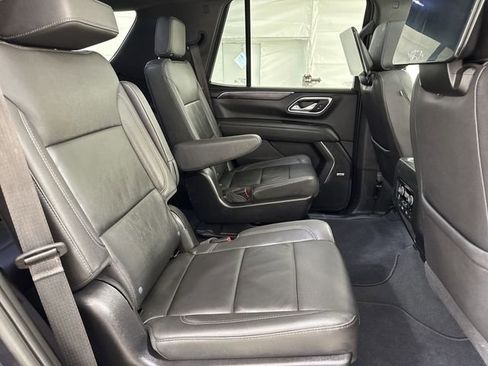 Used 2024 Chevrolet Tahoe Z71 w/ Luxury Package AWD/4WD image 28