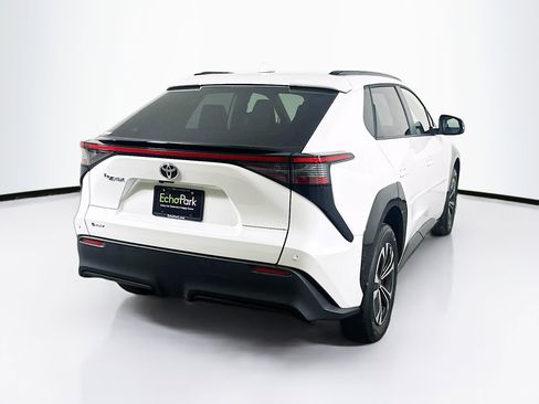 Used 2024 Toyota bZ4X XLE w/ Weather Package image 9