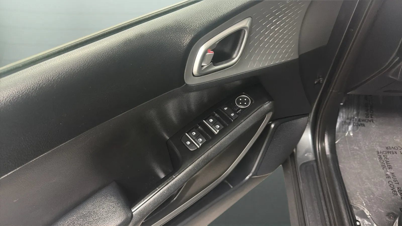 Used 2023 Kia Soul LX w/ Option Group 015 FWD image 16