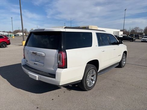 Used 2018 GMC Yukon XL SLT w/ Open Road Package image 6