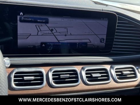 Used 2026 Mercedes-Benz GLS 450 4MATIC image 25