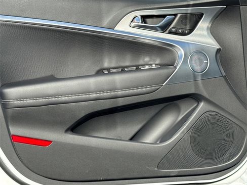 New 2026 Genesis G70 2.5T Prestige image 10