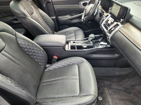 Used 2022 Kia Sorento SX Prestige image 10