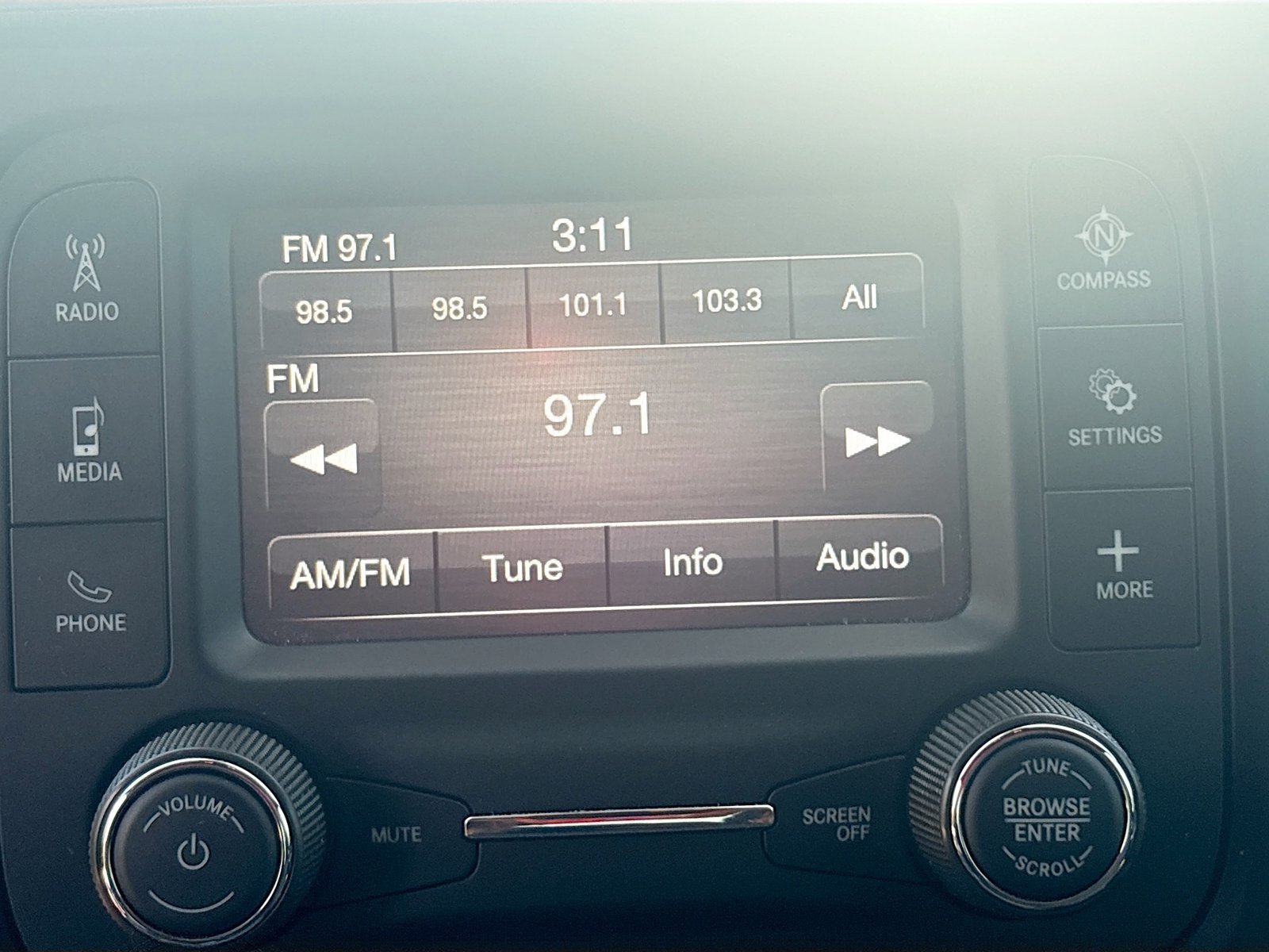 Used 2022 RAM 1500 Big Horn AWD/4WD image 14