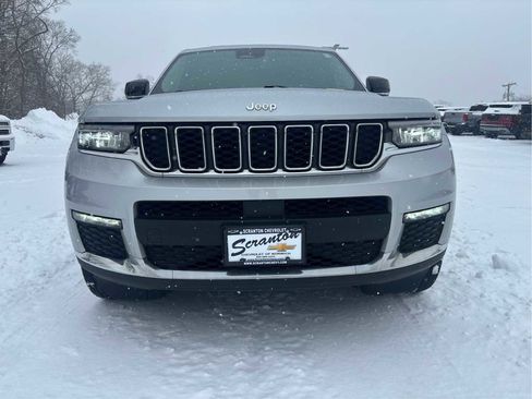Used 2022 Jeep Grand Cherokee L Limited image 24