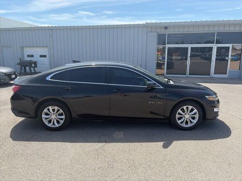 Used 2020 Chevrolet Malibu LT FWD image 7
