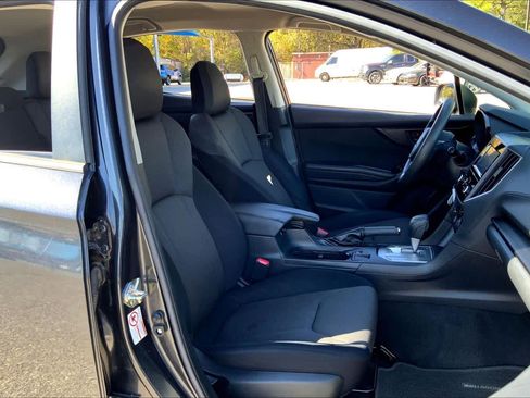 Used 2019 Subaru Crosstrek 2.0i w/ Eyesight System image 8