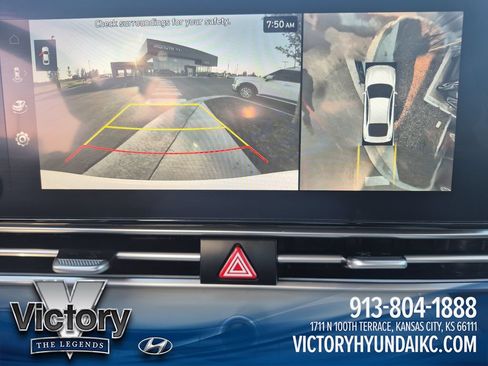 Used 2024 Hyundai Elantra Limited FWD image 20