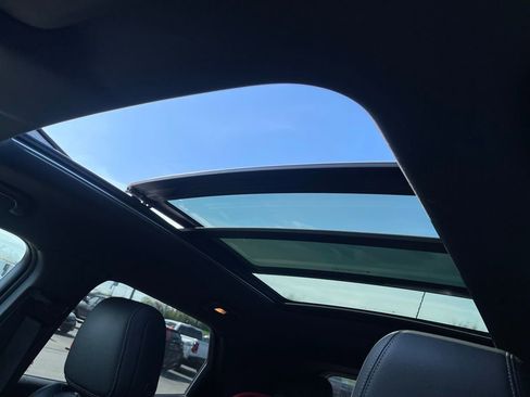 Used 2021 Chevrolet TrailBlazer ACTIV w/ Sun and Liftgate Package image 10